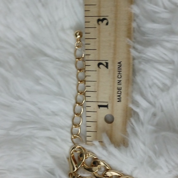 *NWT* Natasha Goldtone Bridal Whimsical Rhinestone Butterfly Statement Necklace - Picture 13 of 16